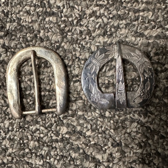 RARE COLLECTION of full grain leather belts from 1980s. - Picture 8 of 11